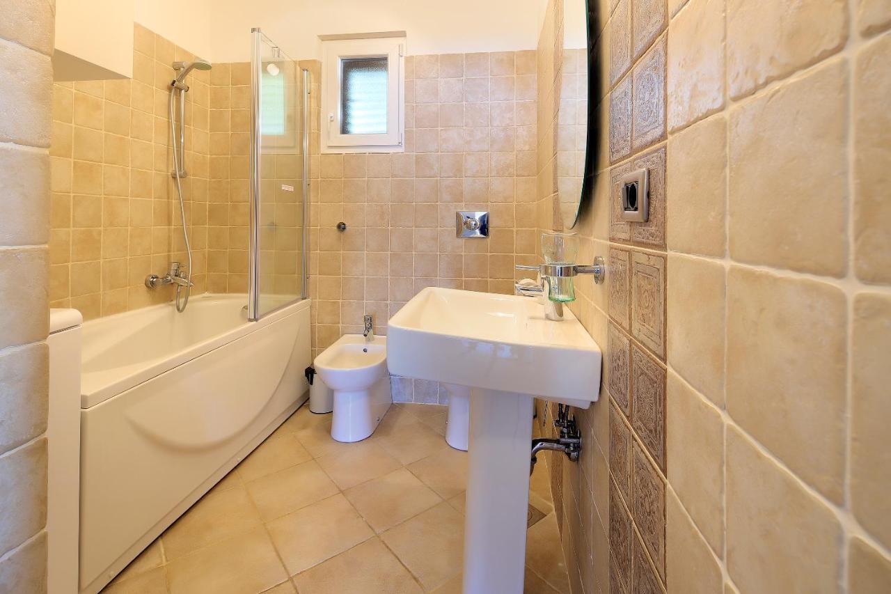Apartment Vincent With Beautiful Sea View Terrace Klenovica Bagian luar foto